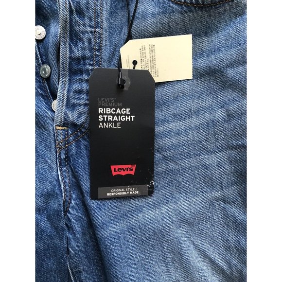 NWT  Levi's Women's Premium Ribcage Straight Ankle Jeans size 29 x 27 button fly - Picture 3 of 7